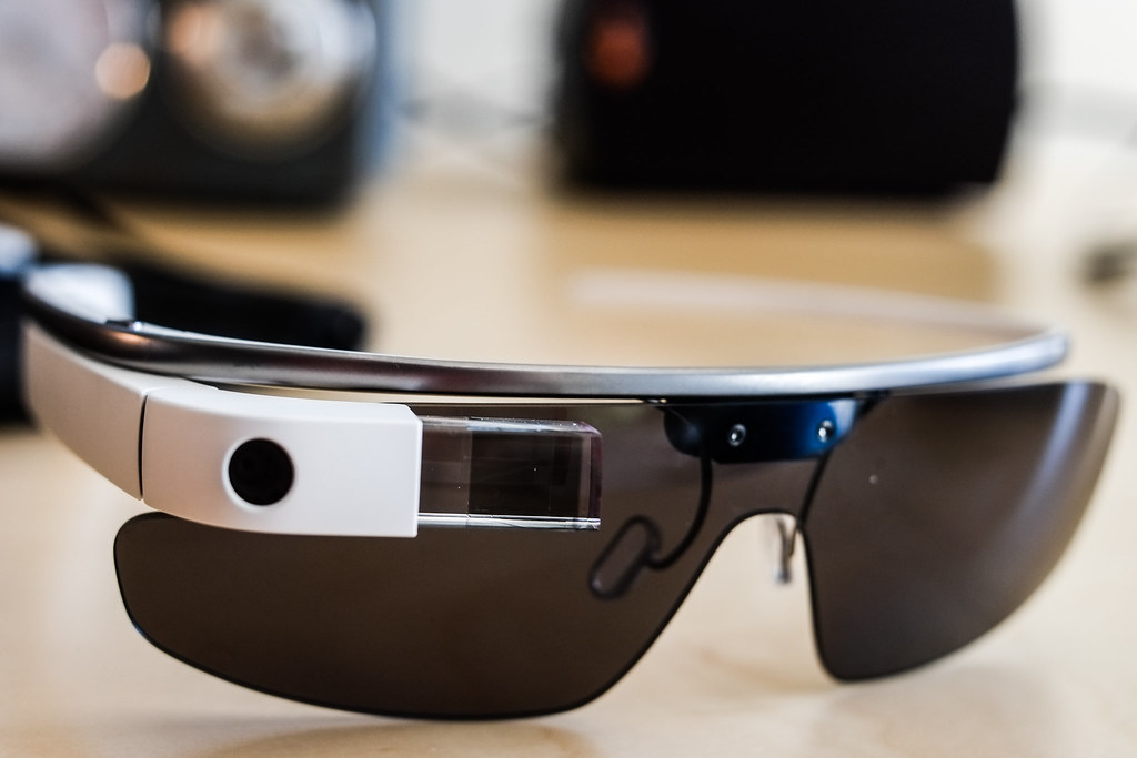 Beyond Apple Vision Pro: Best Lightweight XR Smart Glasses for Everyday Use in 2026
